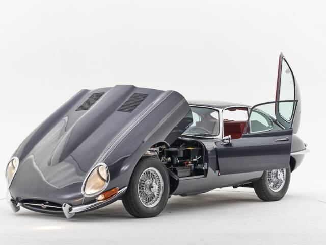 Jaguar E-Type 4.2