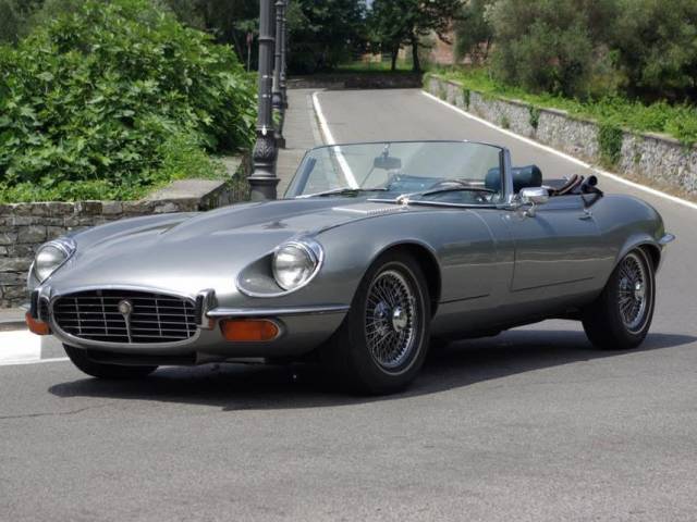 Jaguar E-Type V12