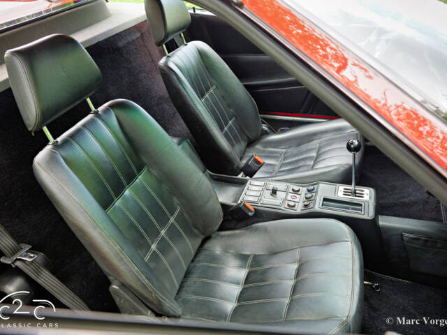 Ferrari 328 GTB