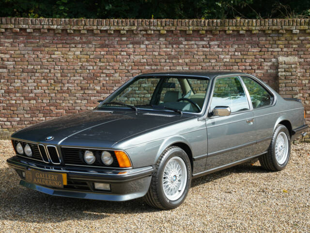 Bild 1/50 von BMW M 635 CSi (1988)