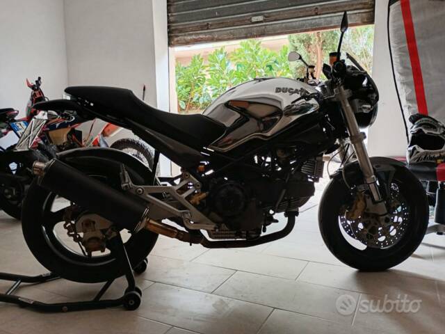 Ducati Monster 900 Cromo I.E.