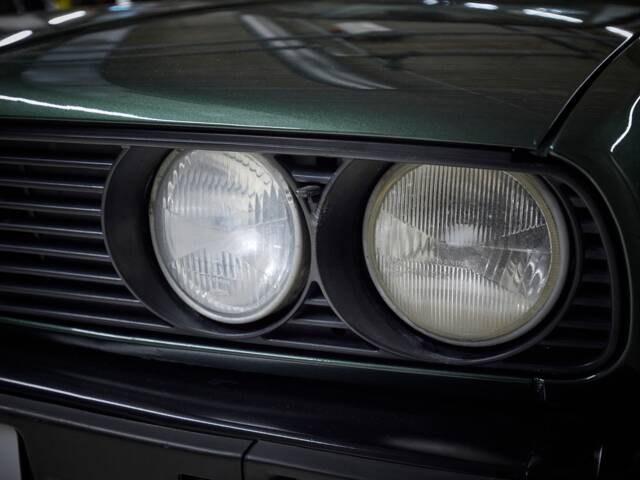 BMW 325i