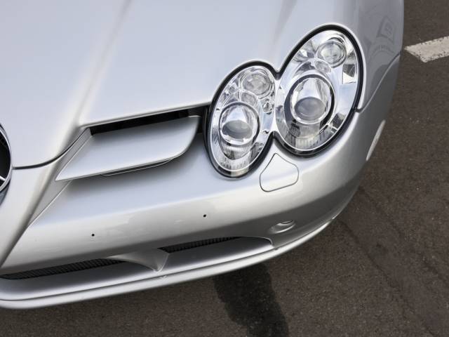 Mercedes-Benz SLR McLaren