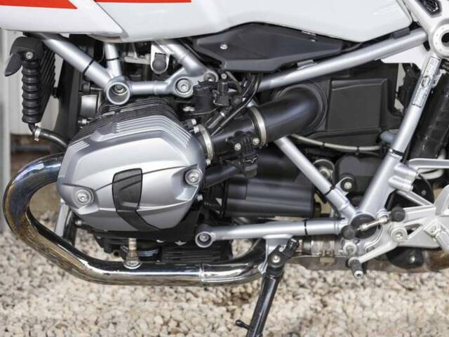 BMW R NineT