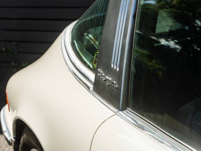 Porsche 911 2.2 T