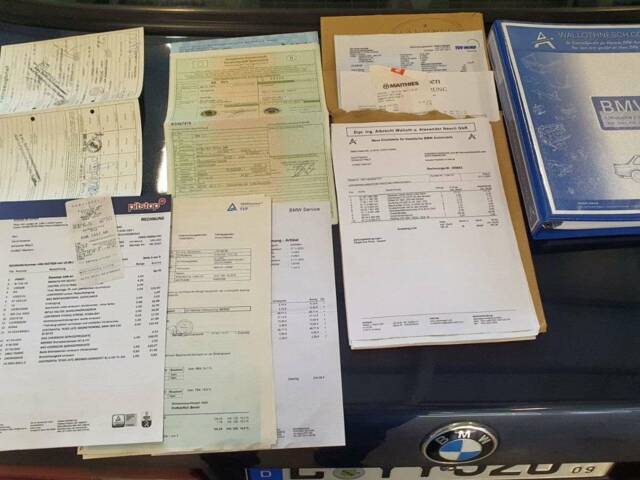 BMW 320i