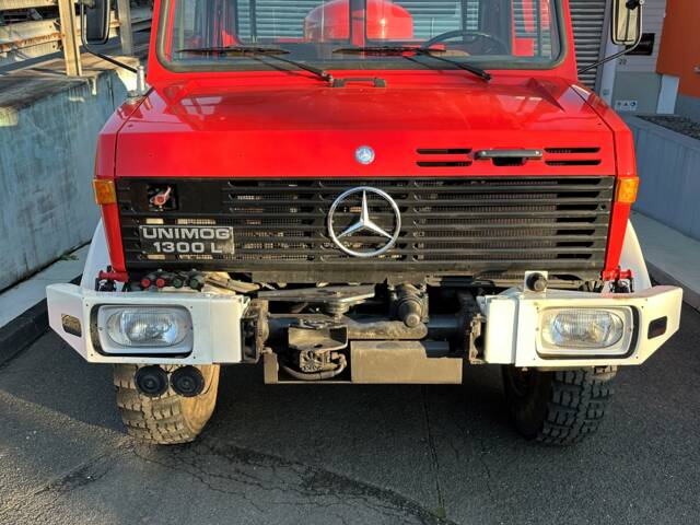 Mercedes-Benz Unimog U 1300 L