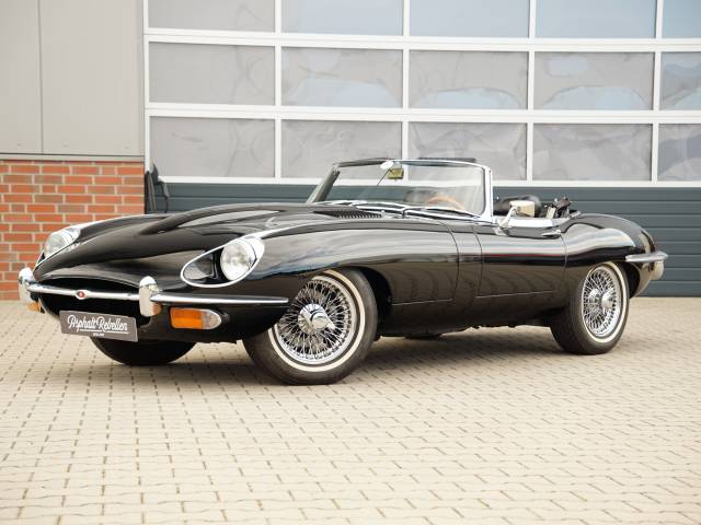 Afbeelding 1/41 van Jaguar E-Type (1970)