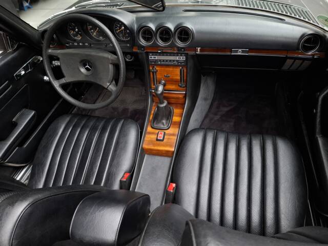 Mercedes-Benz 280 SL
