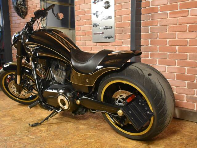 Victory Hammer 8-Ball