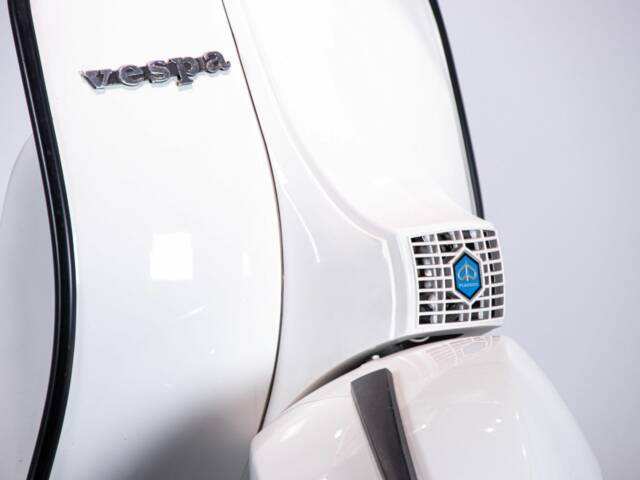 Piaggio Vespa P 200 E