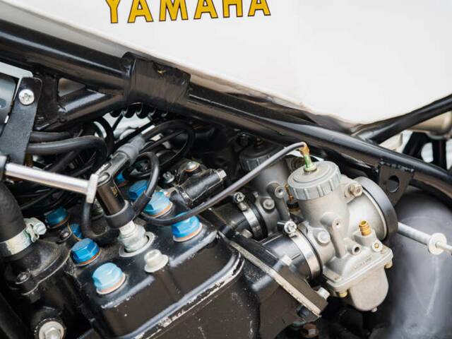 Yamaha TZ 750