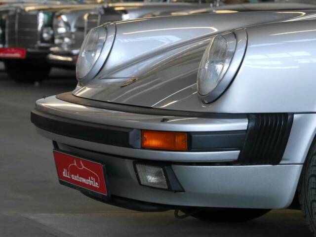 Bild 1/27 von Porsche 911 Carrera 3.2 (1990)