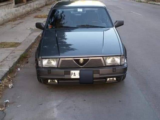 Image 1/10 of Alfa Romeo 75 1.8 Turbo America (1988)