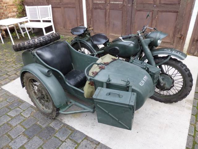IMZ-Ural M72