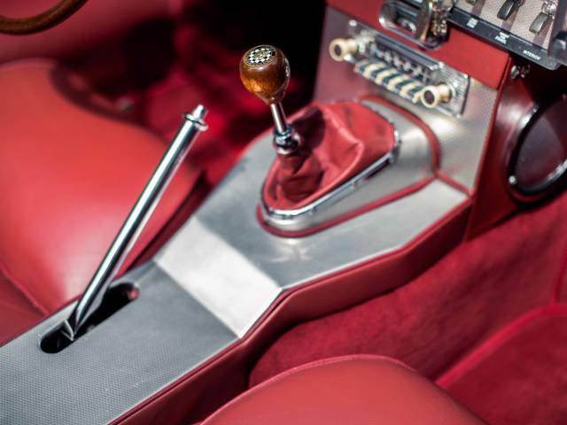 Jaguar E-Type 3.8