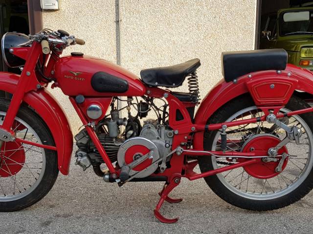 Imagen 1/19 de Moto Guzzi DUMMY (1949)