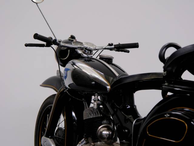 NSU Lux