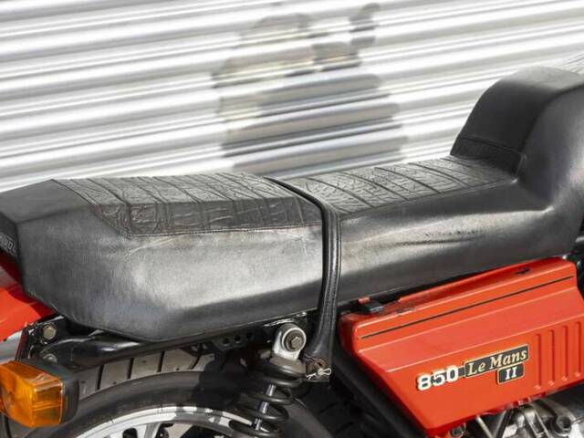 Moto Guzzi 850 LeMans II