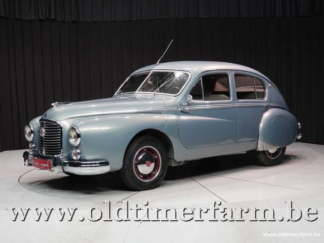 Image 1/2 of Hotchkiss Grégoire (1952)