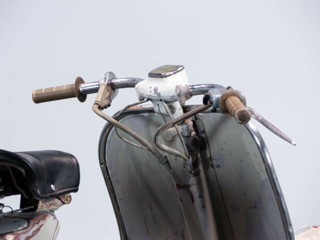 Piaggio Vespa 125