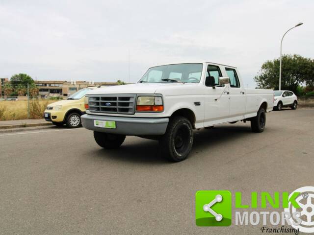 Image 1/10 de Ford F-350 (1994)