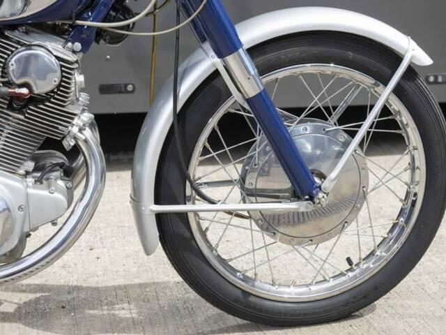 Honda CB 72