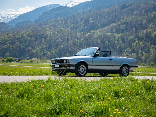 BMW 325i
