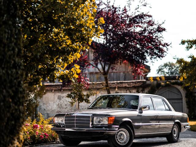Mercedes-Benz 450 SEL 6,9
