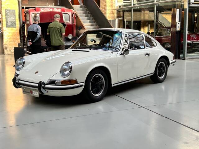 Porsche 911 2.0 E