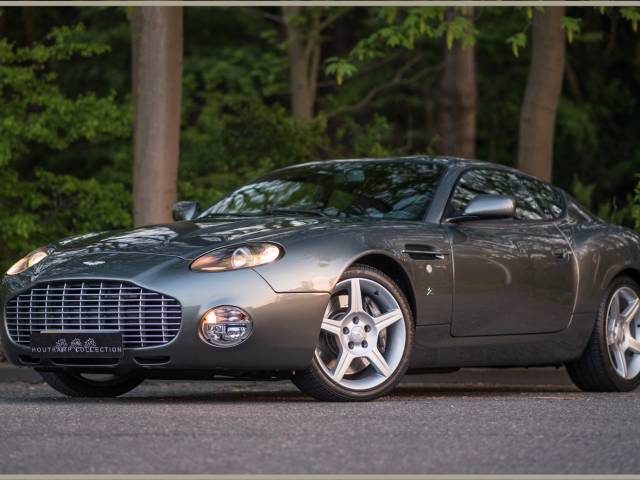 Immagine 1/45 di Aston Martin DB 7 Zagato (2004)