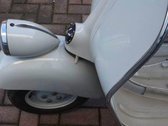 Piaggio Vespa 125