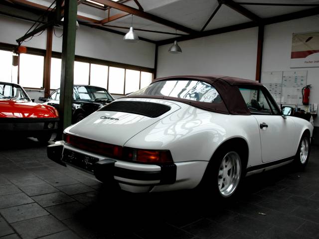 Porsche 911 Carrera 3.2