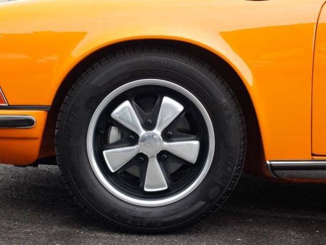 Porsche 911 2.2 S