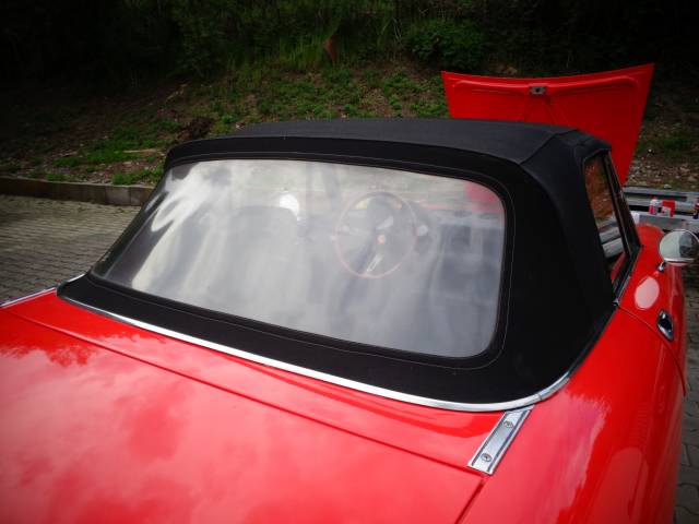 Alfa Romeo 2000 Spider Veloce