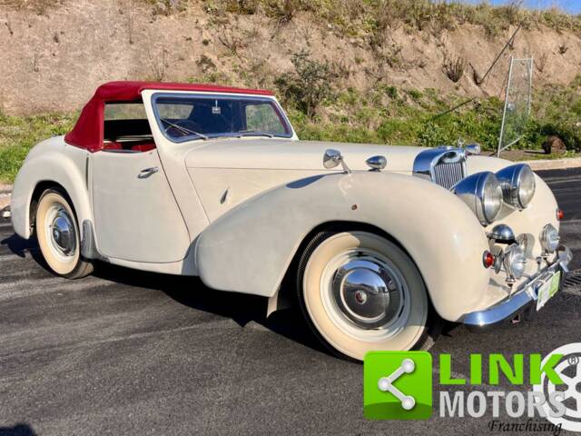 Image 1/10 of Triumph 1800 Roadster (1942)