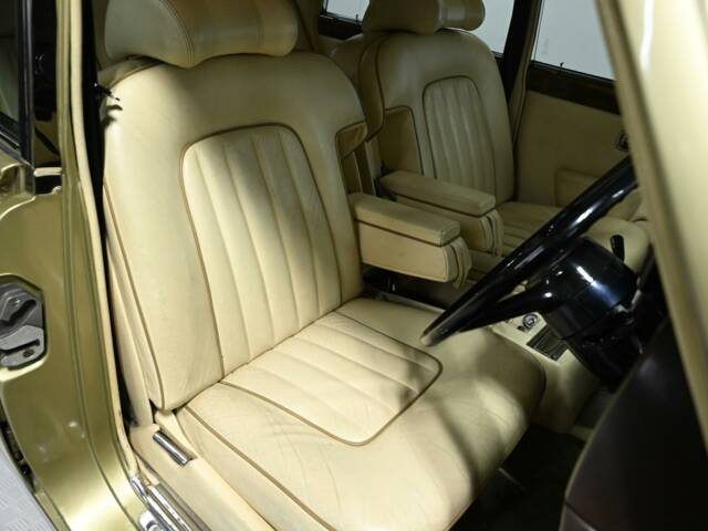 Rolls-Royce Silver Shadow II