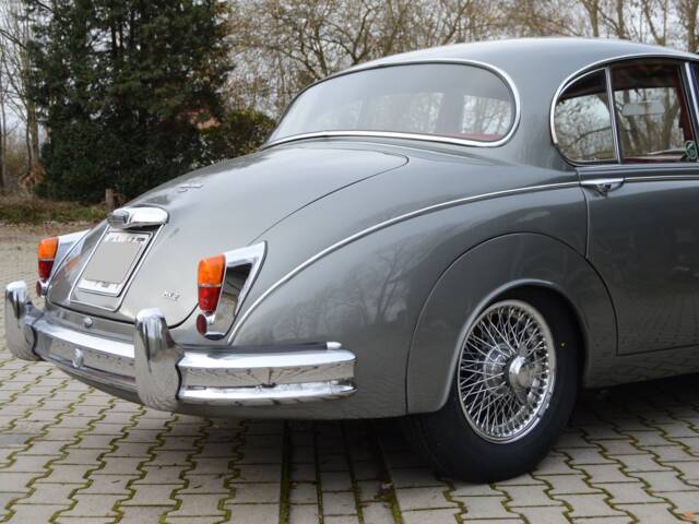 Jaguar Mk II 3.4