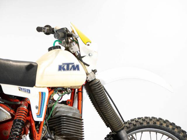 KTM GS 250