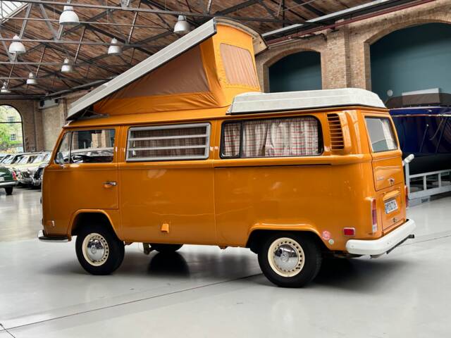 Volkswagen T2b Westfalia