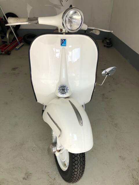 Piaggio Vespa 160 GS