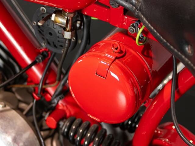 Moto Guzzi Motoleggera 65