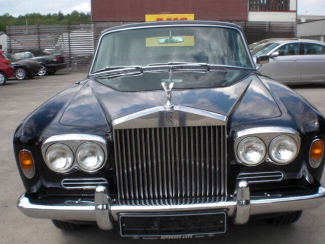 Image 1/10 of Rolls-Royce Silver Shadow I (1968)