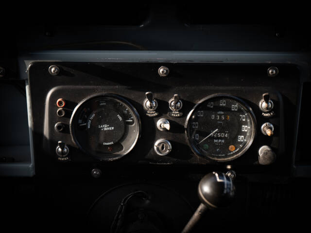 Land Rover 109
