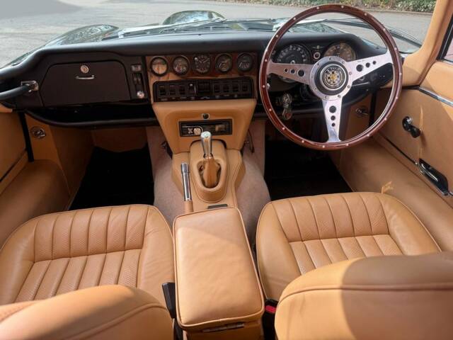 Jaguar E-Type V12 (2+2)