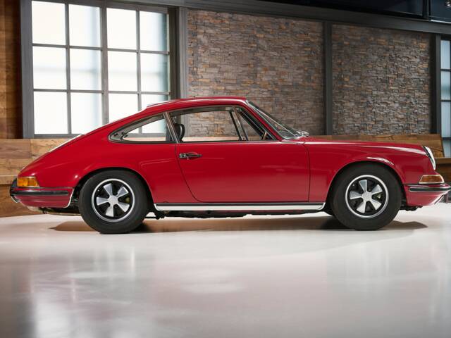 Porsche 911 2.0 E