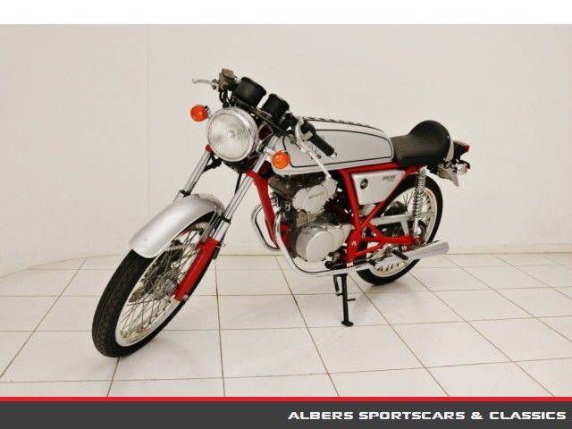 Image 1/15 of Honda DUMMY (1997)