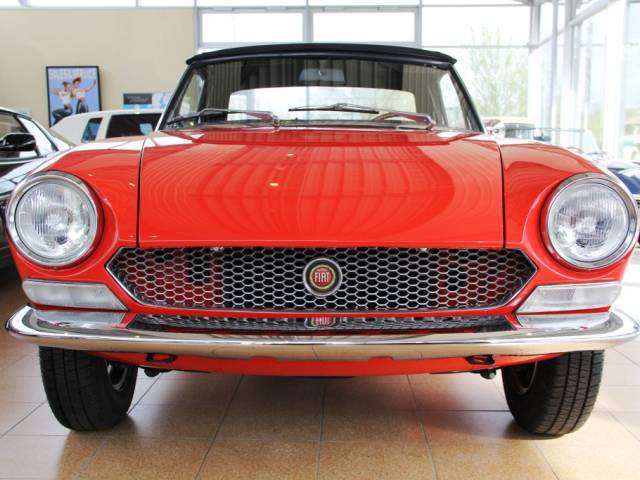 FIAT 124 Spider AS