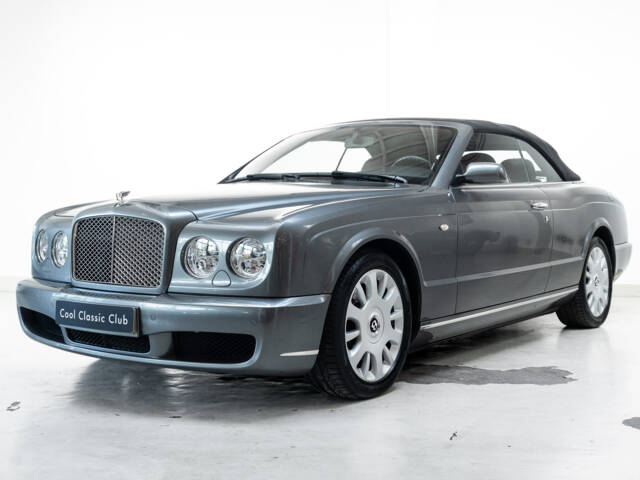 Afbeelding 1/45 van Bentley Azure (2007)