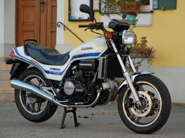 Honda VF 750